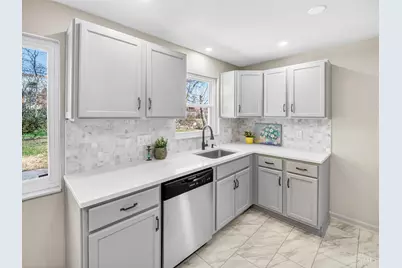 4056 Palos Street, Cincinnati, OH 45205 - Photo 7