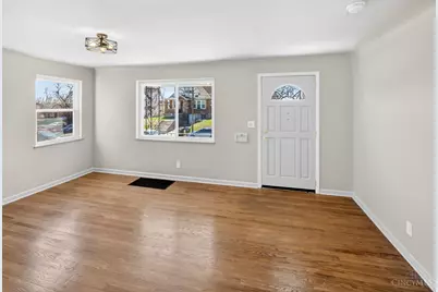 4056 Palos Street, Cincinnati, OH 45205 - Photo 5