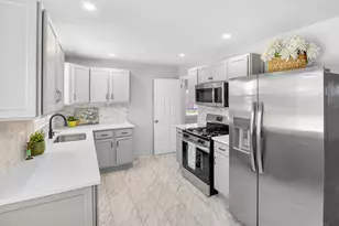 4056 Palos St, Cincinnati, OH 45205 - Photo 9