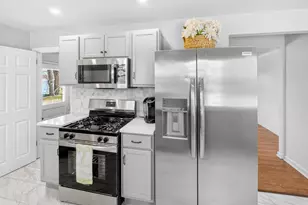 4056 Palos St, Cincinnati, OH 45205 - Photo 11