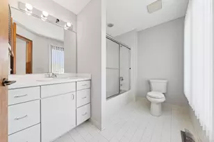 10301 Giverny Blvd, Evendale, OH 45241 - Photo 41