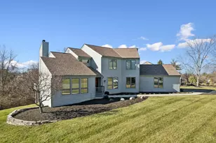 10301 Giverny Blvd, Evendale, OH 45241 - Photo 3