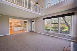 7753 Lakota Springs Dr, West Chester, OH 45069 - Photo 9