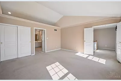 7753 Lakota Springs Drive, West Chester, OH 45069 - Photo 25