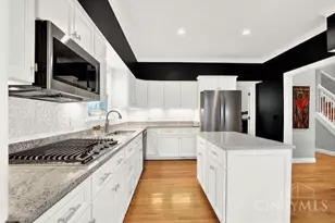 3007 Paxton Knoll Ln, Cincinnati, OH 45208 - Photo 9