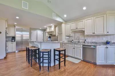 7708 Ahwenasa Lane, Indian Hill, OH 45243 - Photo 19