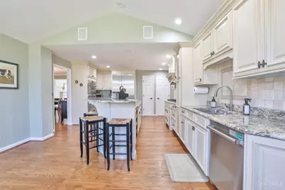 7708 Ahwenasa Lane, Indian Hill, OH 45243 - Photo 23