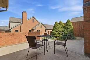 2633 Vienna Estates Dr, Miami Township, OH 45459 - Photo 43