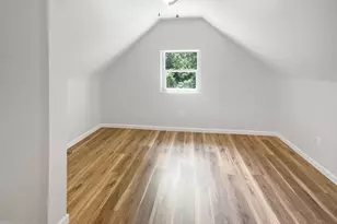 155 Bonham Rd, Wyoming, OH 45215 - Photo 17