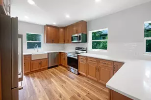 155 Bonham Rd, Wyoming, OH 45215 - Photo 7