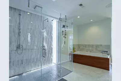 2828 Hoff Avenue, Cincinnati, OH 45226 - Photo 29