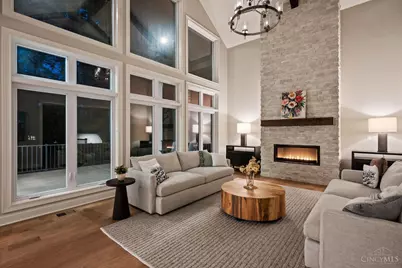 960 Oak Ridge Lane, Union Township, OH 45152 - Photo 7