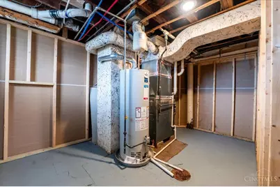 1904 Hunt Road, Reading, OH 45215 - Photo 31