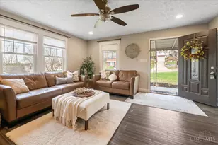 1904 Hunt Rd, Reading, OH 45215 - Photo 3