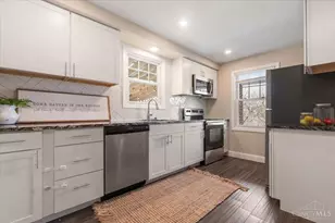 1904 Hunt Rd, Reading, OH 45215 - Photo 9