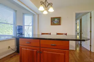 9441 Wyoming Point Pl, Springfield Township, OH 45231 - Photo 21