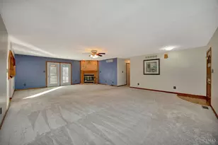 6414 Sharps Ridge Ct, Liberty Township, OH 45011 - Photo 7