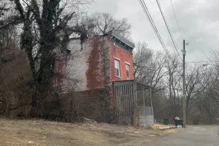 2457 Everglade Pl, Cincinnati, OH 45214 - Photo 3