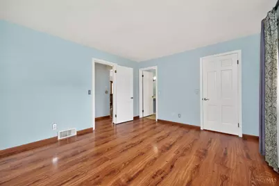 8674 Hollyhock Drive, Springfield Township, OH 45231 - Photo 33