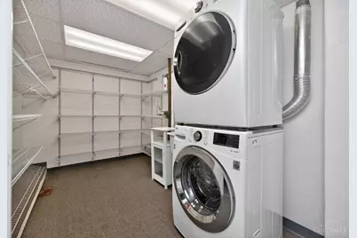 8674 Hollyhock Drive, Springfield Township, OH 45231 - Photo 55