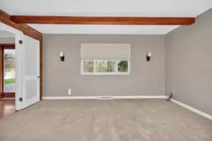 8674 Hollyhock Dr, Springfield Township, OH 45231 - Photo 19