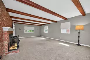 8674 Hollyhock Dr, Springfield Township, OH 45231 - Photo 11