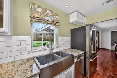 8674 Hollyhock Drive, Springfield Township, OH 45231 - Photo 27