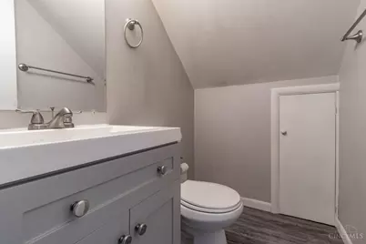 877 Oakfield Avenue, Cincinnati, OH 45224 - Photo 19