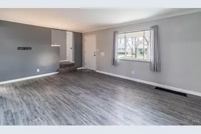 877 Oakfield Avenue, Cincinnati, OH 45224 - Photo 5