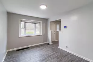 877 Oakfield Ave, Cincinnati, OH 45224 - Photo 7