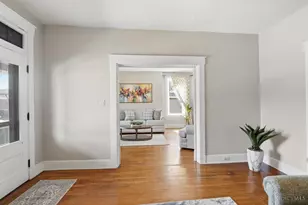 4235 Vine St, Cincinnati, OH 45217 - Photo 7