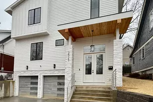 2523 Ridgeland Pl, Cincinnati, OH 45212 - Photo 1