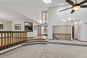 6939 Treeridge Dr, Anderson Township, OH 45244 - Photo 15