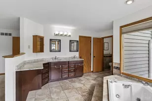 6939 Treeridge Dr, Anderson Township, OH 45244 - Photo 33