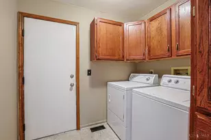 8096 Pineterrace Dr, Anderson Township, OH 45255 - Photo 39