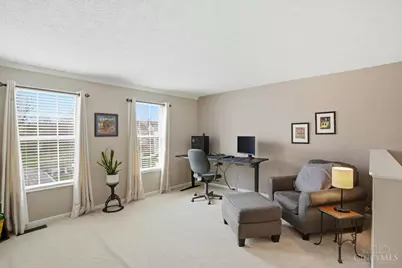 4202 E Village Drive, Mason, OH 45040 - Photo 19