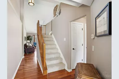 4202 E Village Drive, Mason, OH 45040 - Photo 5