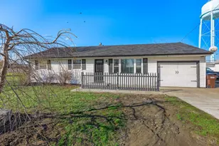 4542 Oxford Middletown Rd, Jacksonburg, OH 45067 - Photo 3