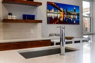 808 Elm St, Cincinnati, OH 45202 - Photo 17