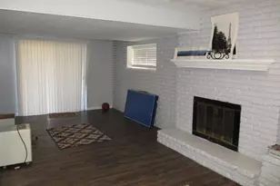 3578 Fieldcrest Dr, Cincinnati, OH 45211 - Photo 9