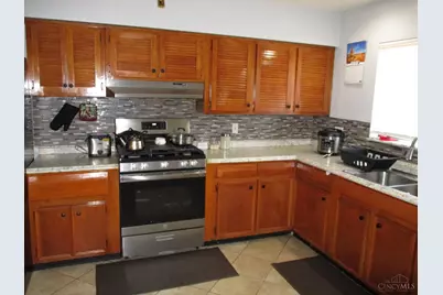 3578 Fieldcrest Drive, Cincinnati, OH 45211 - Photo 27