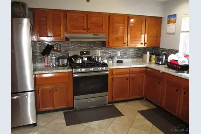 3578 Fieldcrest Drive, Cincinnati, OH 45211 - Photo 17