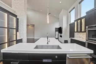 3666 Cooper Rd, Blue Ash, OH 45241 - Photo 19