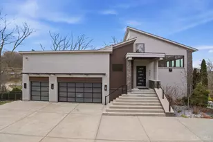 3666 Cooper Rd, Blue Ash, OH 45241 - Photo 3