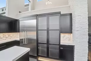 3666 Cooper Rd, Blue Ash, OH 45241 - Photo 21