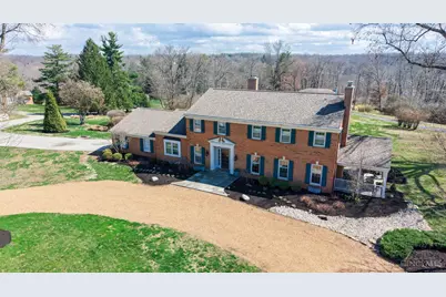 8000 Blome Road, Indian Hill, OH 45243 - Photo 3