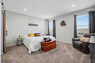 2850 Buckridge Dr, Miami Township, OH 45233 - Photo 29