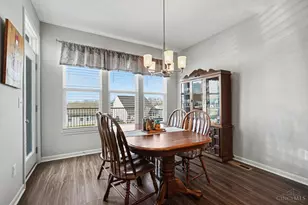 2850 Buckridge Dr, Miami Township, OH 45233 - Photo 9