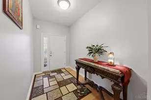 966 London Ct, Union Township, OH 45245 - Photo 7