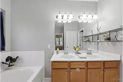 966 London Court, Union Township, OH 45245 - Photo 37